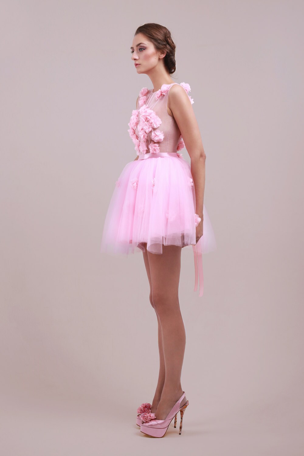 Candy Rosa – Mini-robe en tulle floral 3D avec appliqués floraux, sur mesure