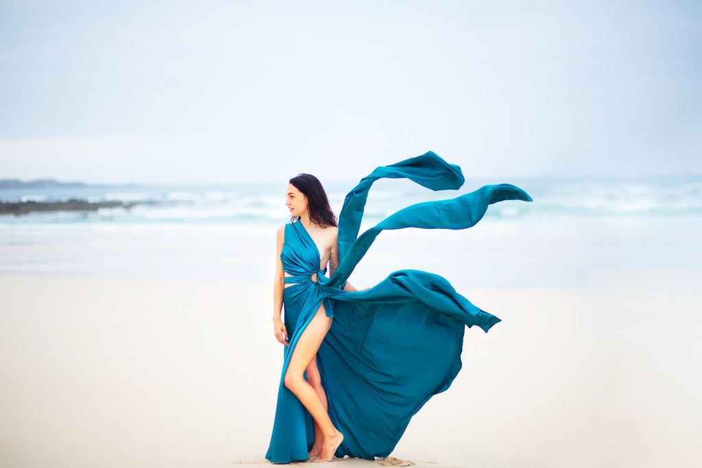 Satin One-Shoulder Maxi Gown – Cut-Out Ring Detail, High Slit & Open Back, Made to Measure