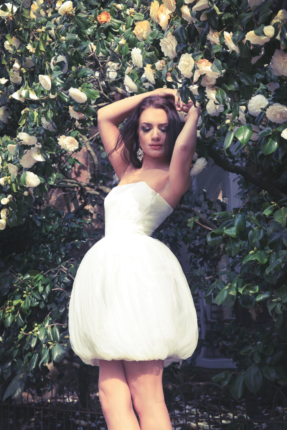 Mayfair – Mini-robe de mariée corset bustier avec jupe en tulle citrouille