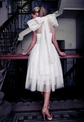 Grace – Robe de mariée mi-longue en tulle vintage avec décolleté en cœur et nœud
