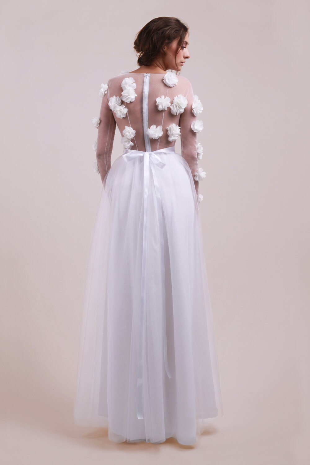 Robe de mariée en tulle et mousseline à motif floral – L'arbre japonais