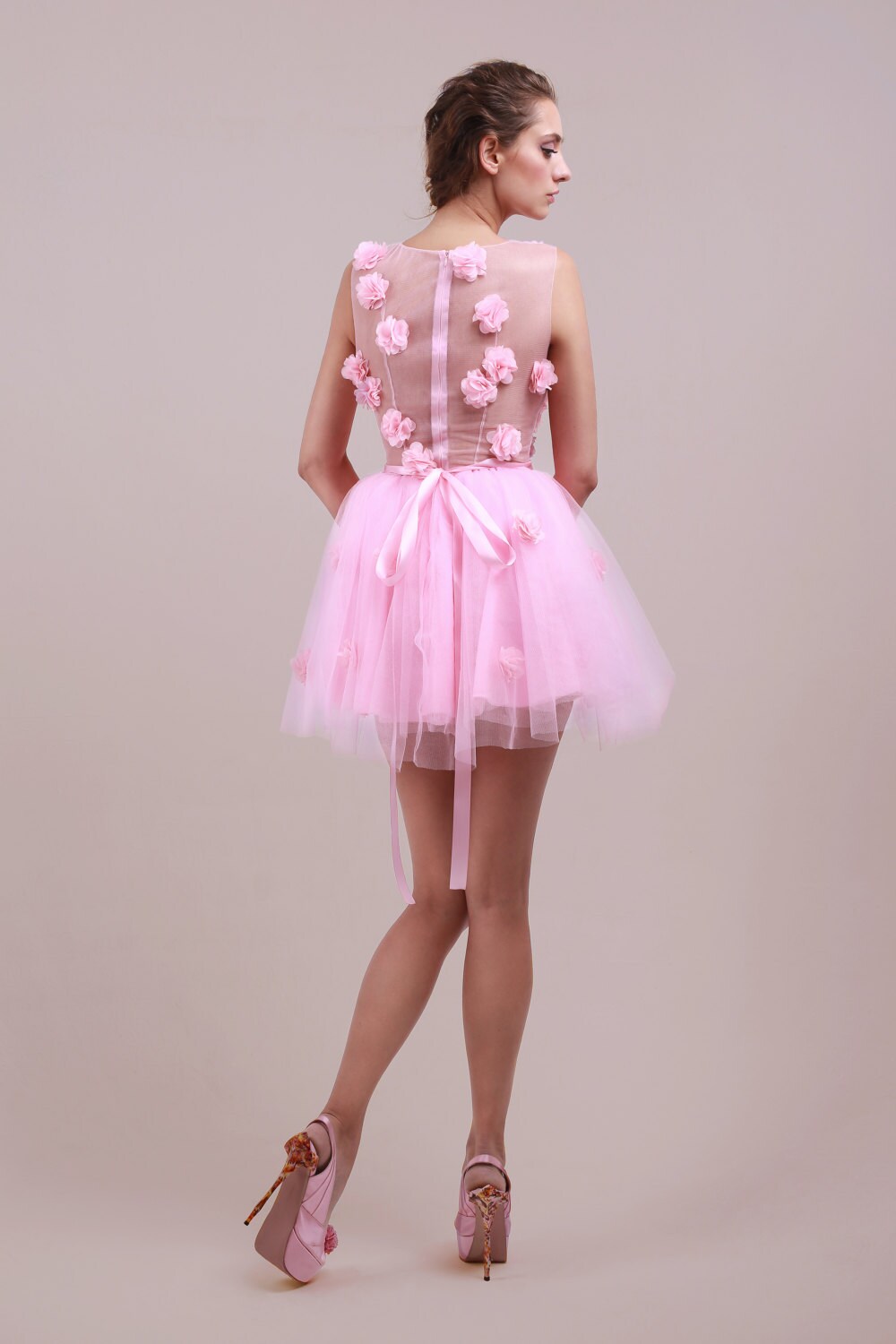 Candy Rosa – Mini-robe en tulle floral 3D avec appliqués floraux, sur mesure