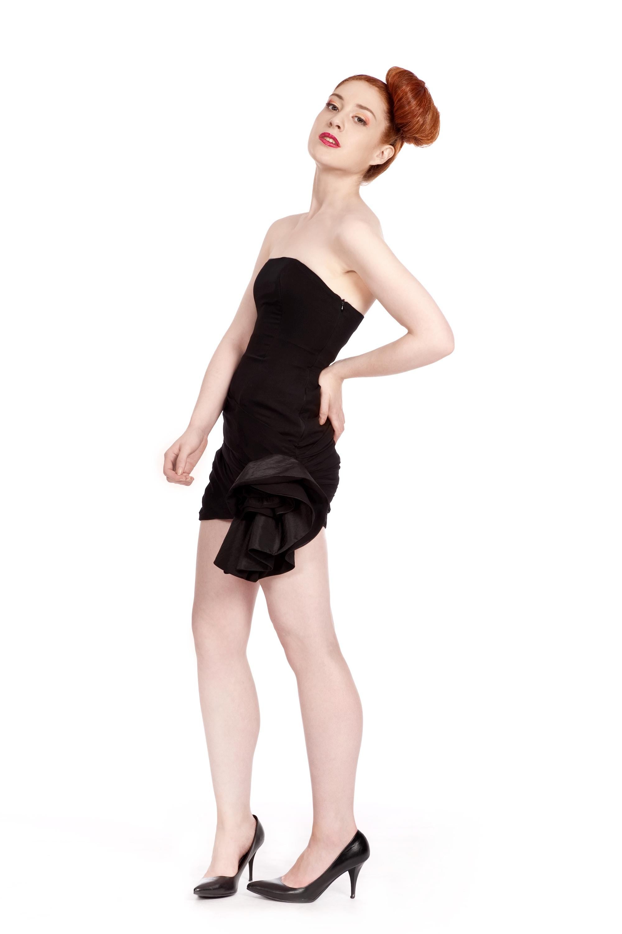 Flora – Strapless Chiffon Cocktail Dress with Corset & Handmade Flower
