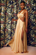 Robe de soirée en satin dos nu avec fentes latérales