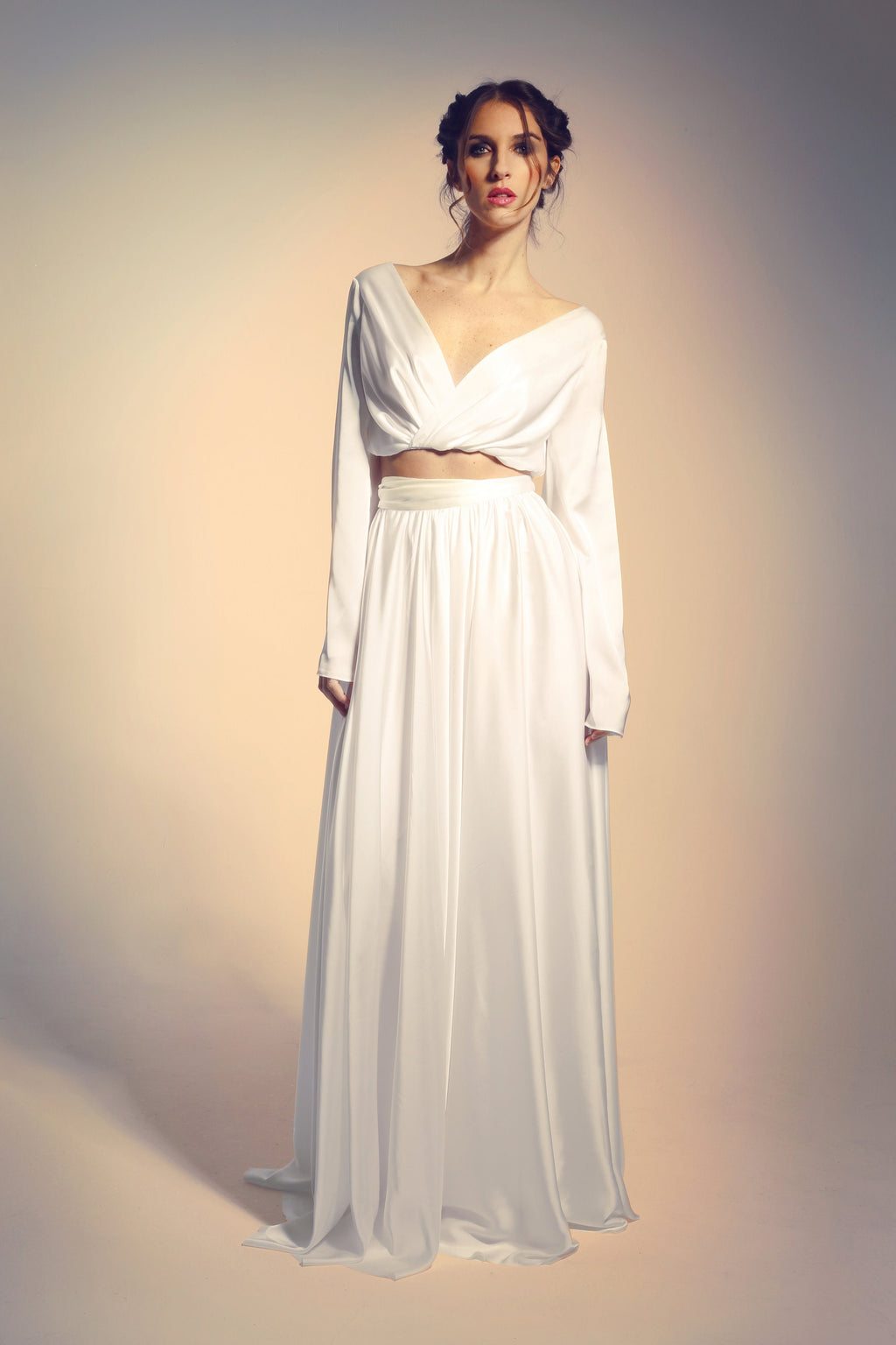 Ensemble de mariage en satin – Haut cache-cœur et jupe longue, sur mesure