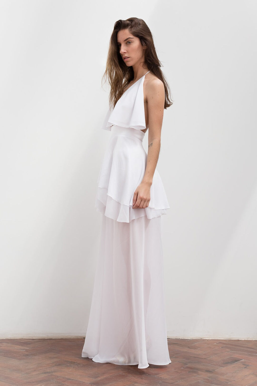 Ensemble haut dos nu à licou et pantalon large en mousseline
