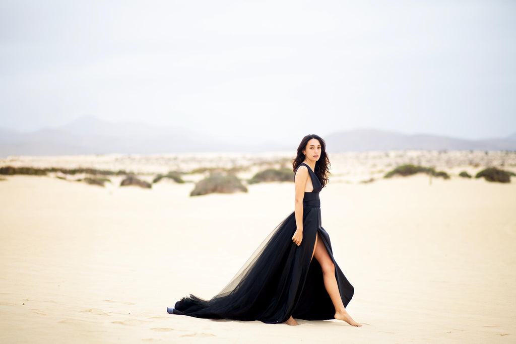 Taffeta & Tulle Evening Gown – Deep V-Neck, Open Back & High Slit, Made to Measure