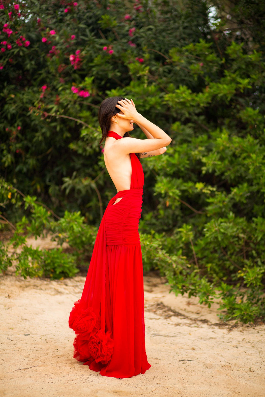 Robe Hollywood – Robe dos nu en mousseline de georgette avec ceinture ornée d'une rosette, sur mesure